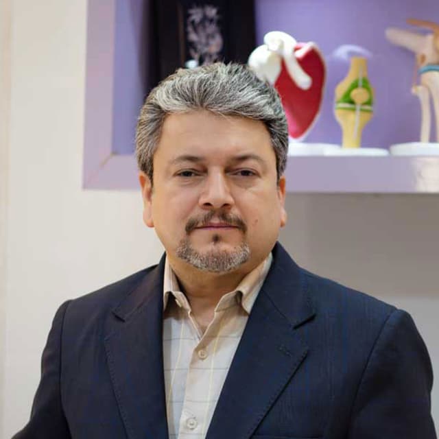 الدکتور محمد خیاط زاده