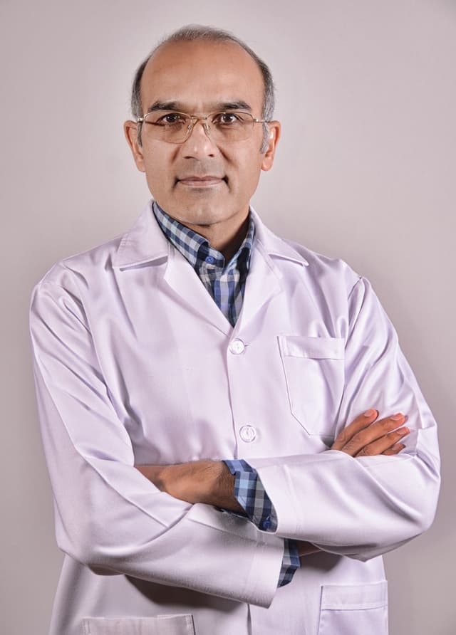 الدکتور قدرت الله سلطانی