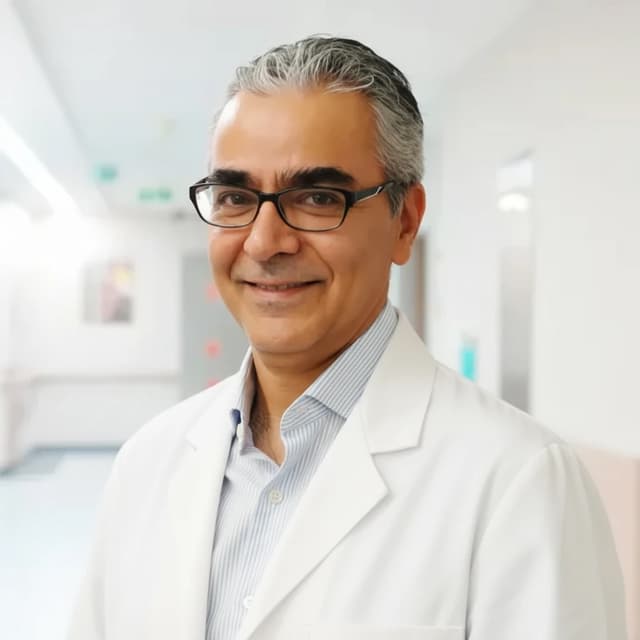 الدکتور حامد خردمند